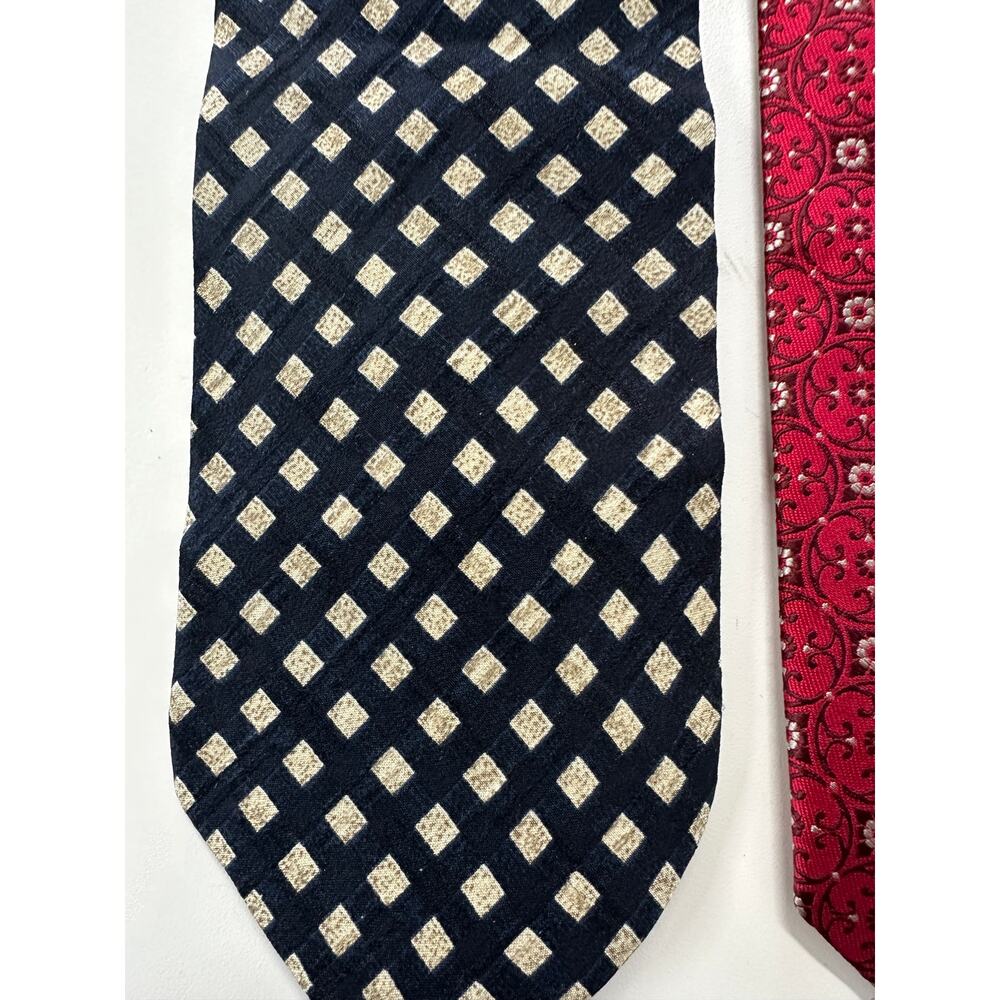 Lot of 2 Mens Neck Ties Georgio Armani and Adolfo Patterned - Picture 3 of 10